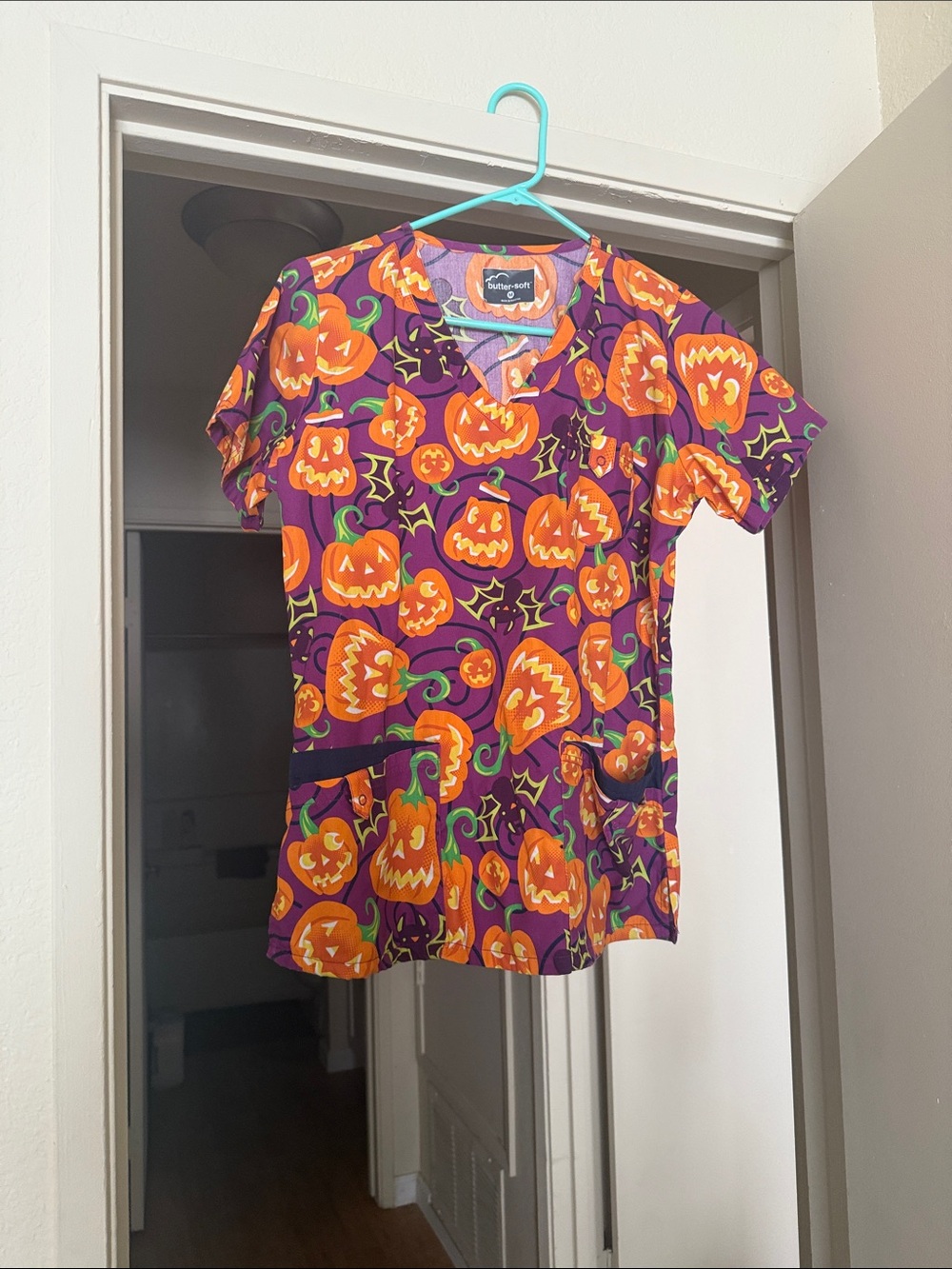 Halloween Pumpkin Print Kids Scrub Top by Butter-Soft